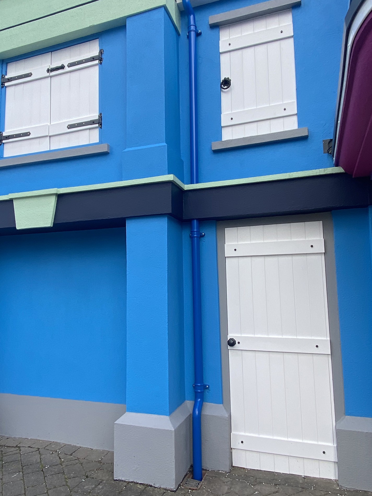 County Gutters Case Study Legoland Image 8