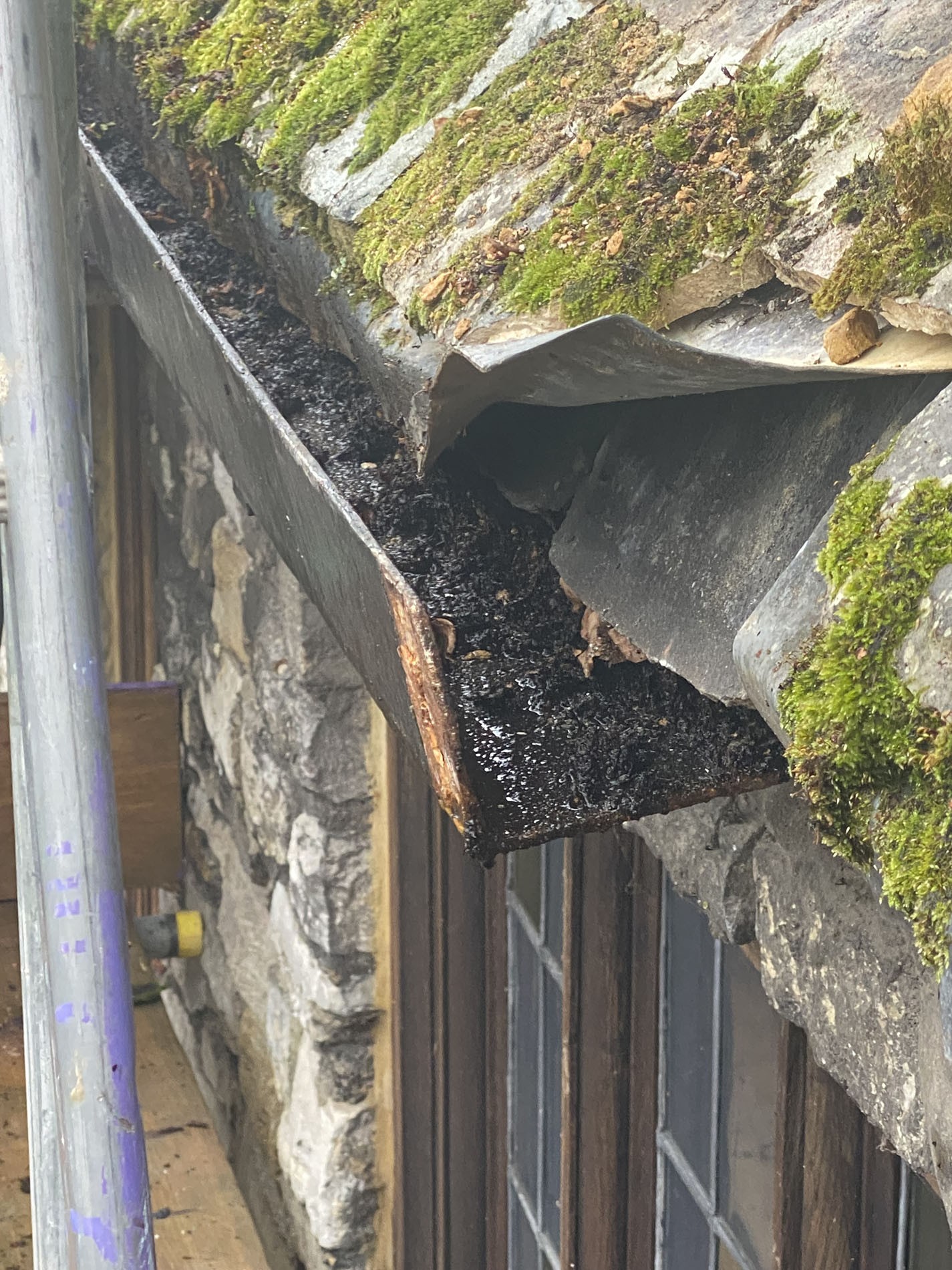 County Gutters Case Study Scaplens Court Image 4