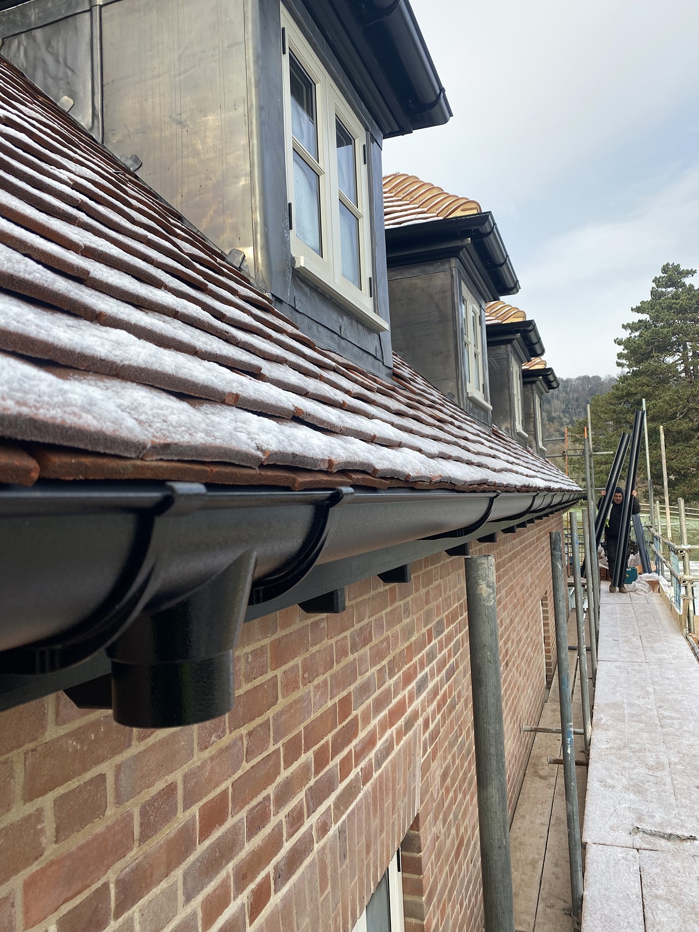 New Build in Hampshire Guttering Image 3