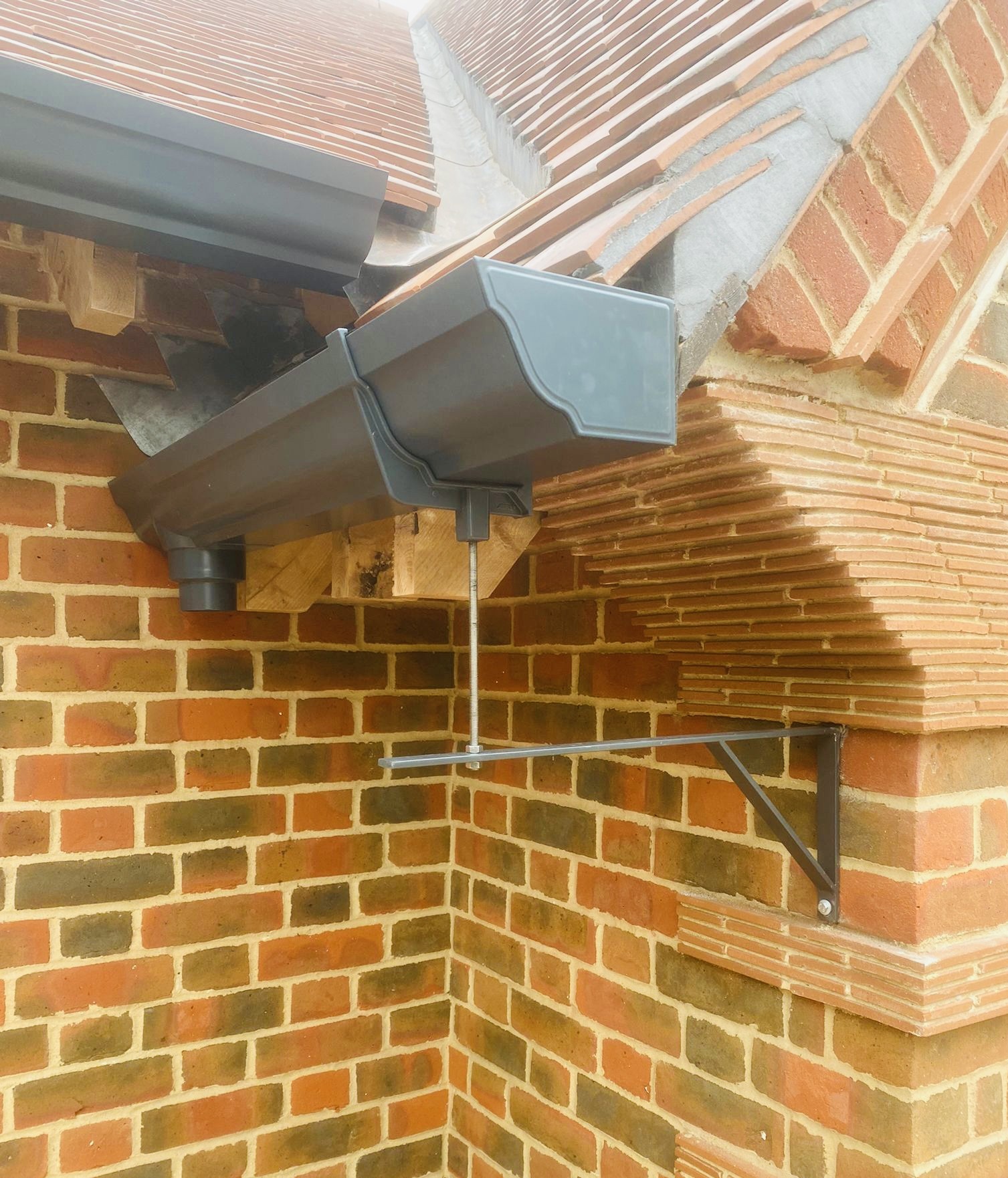 County Gutters News Prestigious Braishfield Residence Image 4