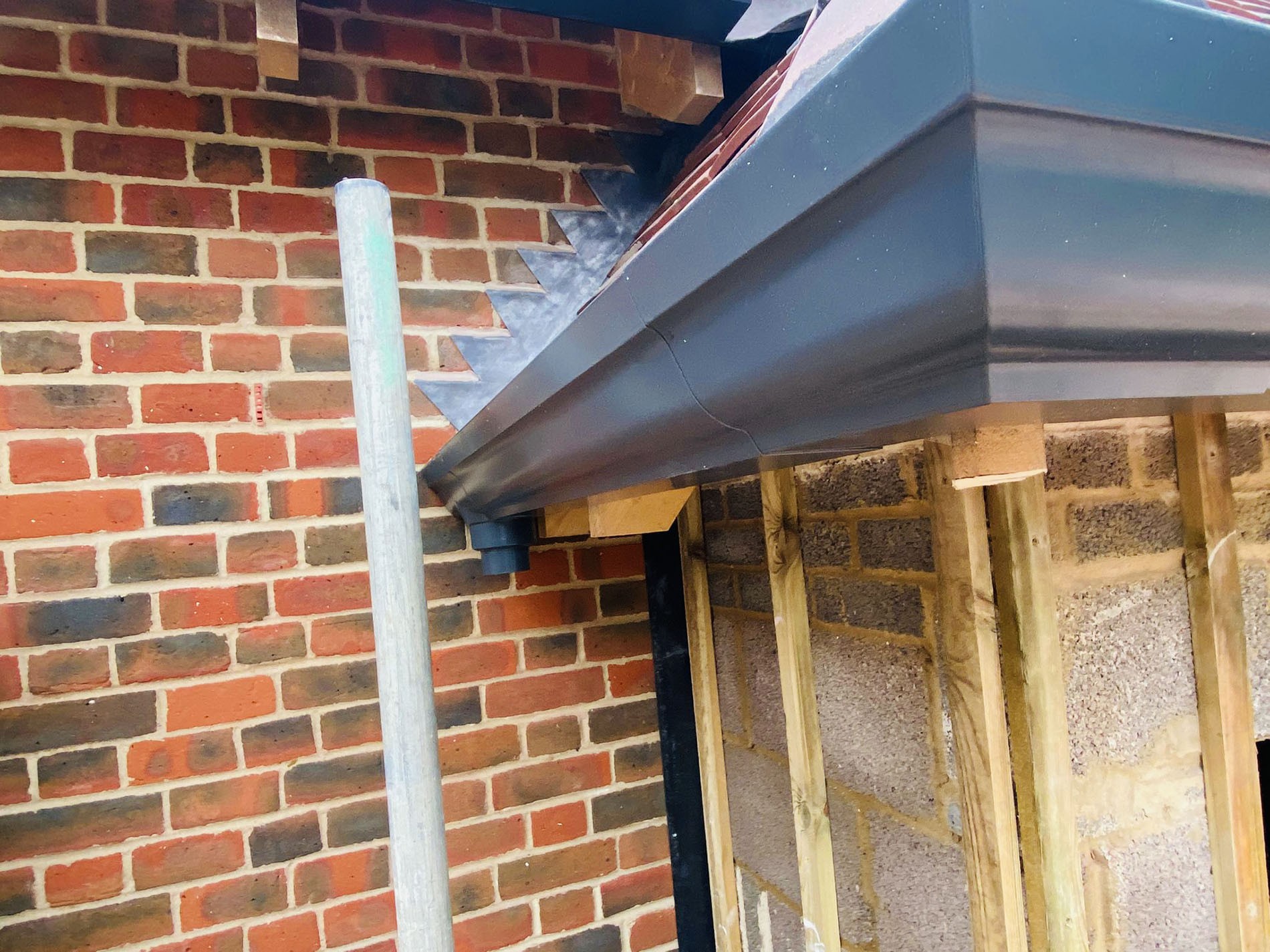 County Gutters News Prestigious Braishfield Residence Image 6