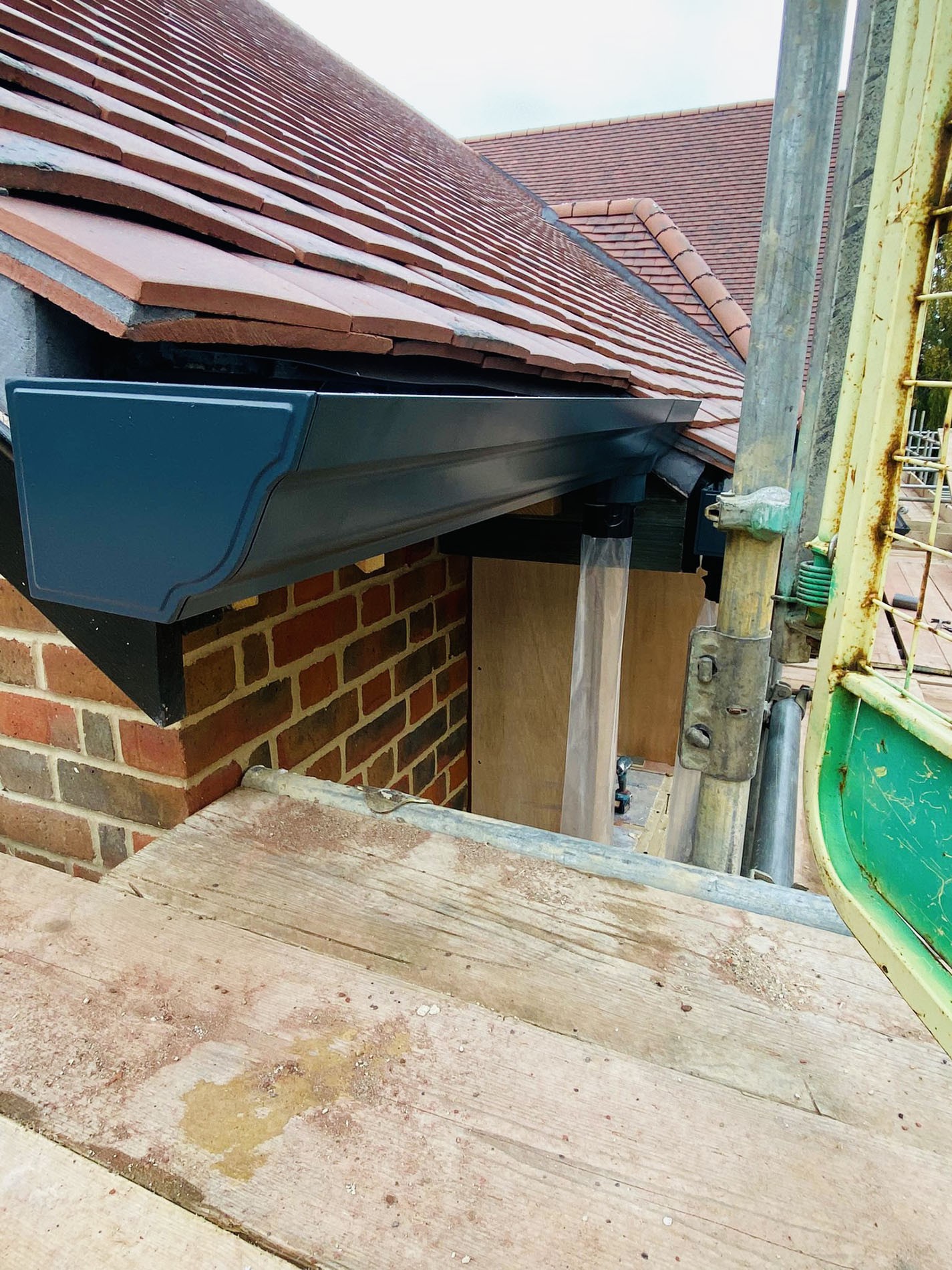 County Gutters News Prestigious Braishfield Residence Image 7