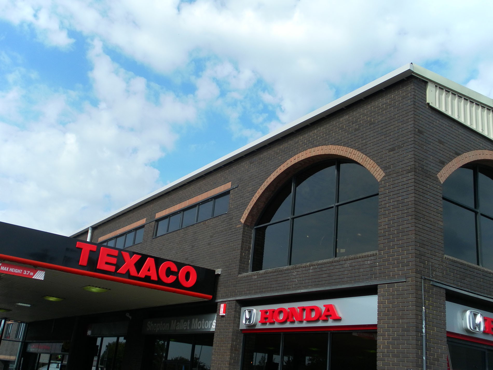 County Gutters Case Study Honda Image 6