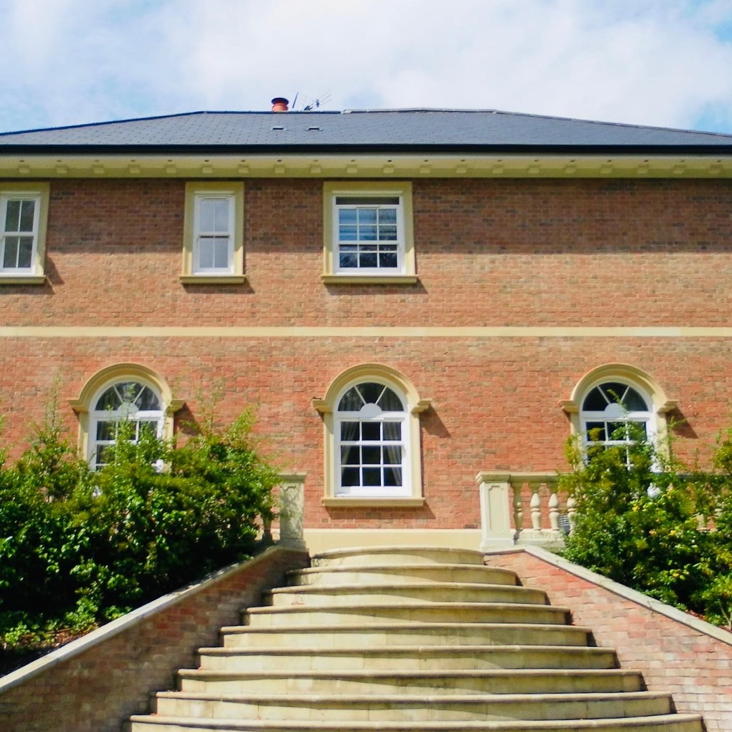County Gutters Case Study Mustang seamless aluminum guttering Image 4