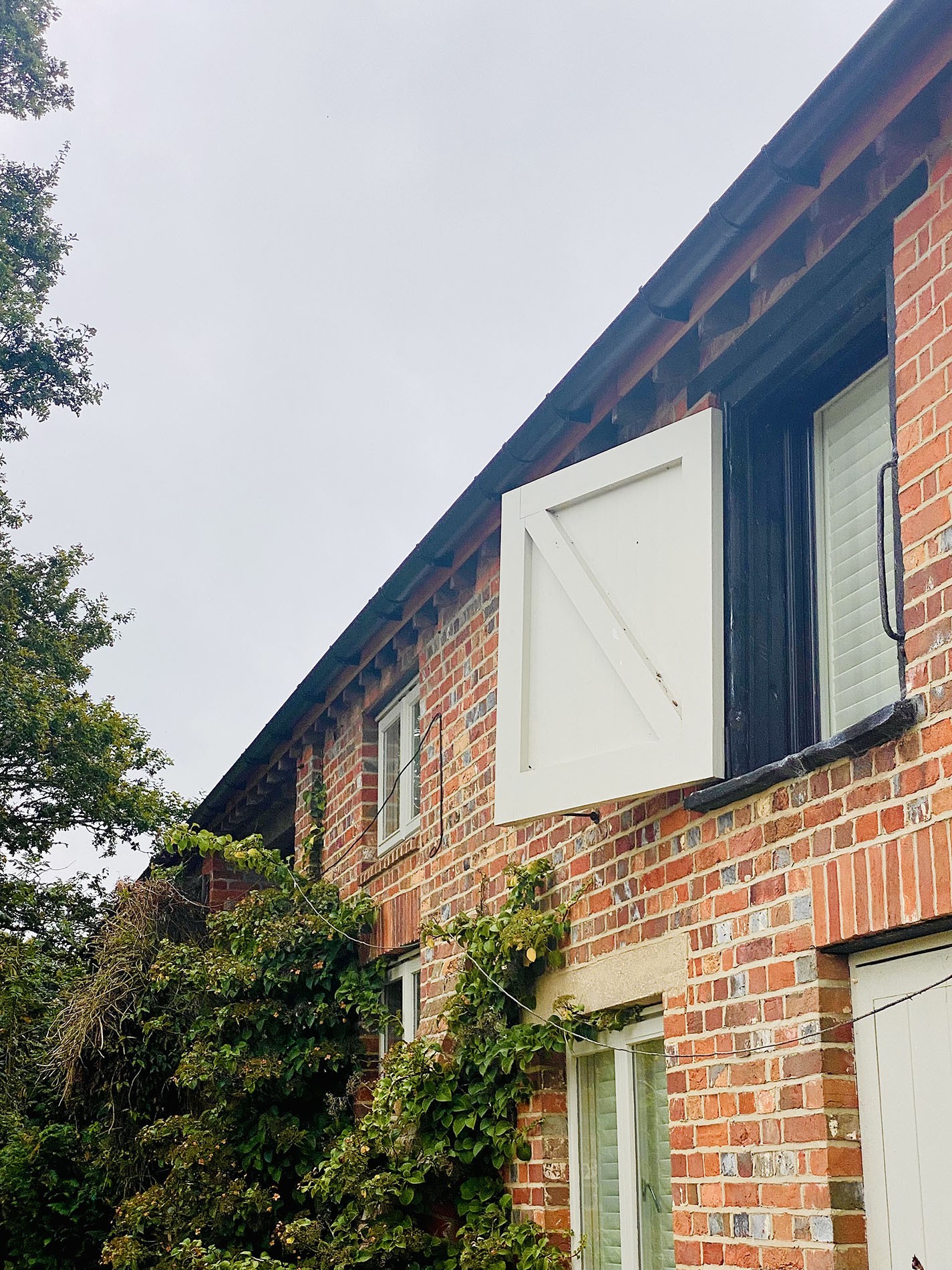 County Gutters Case Study Cast Gutters in the New Forest  Image 2