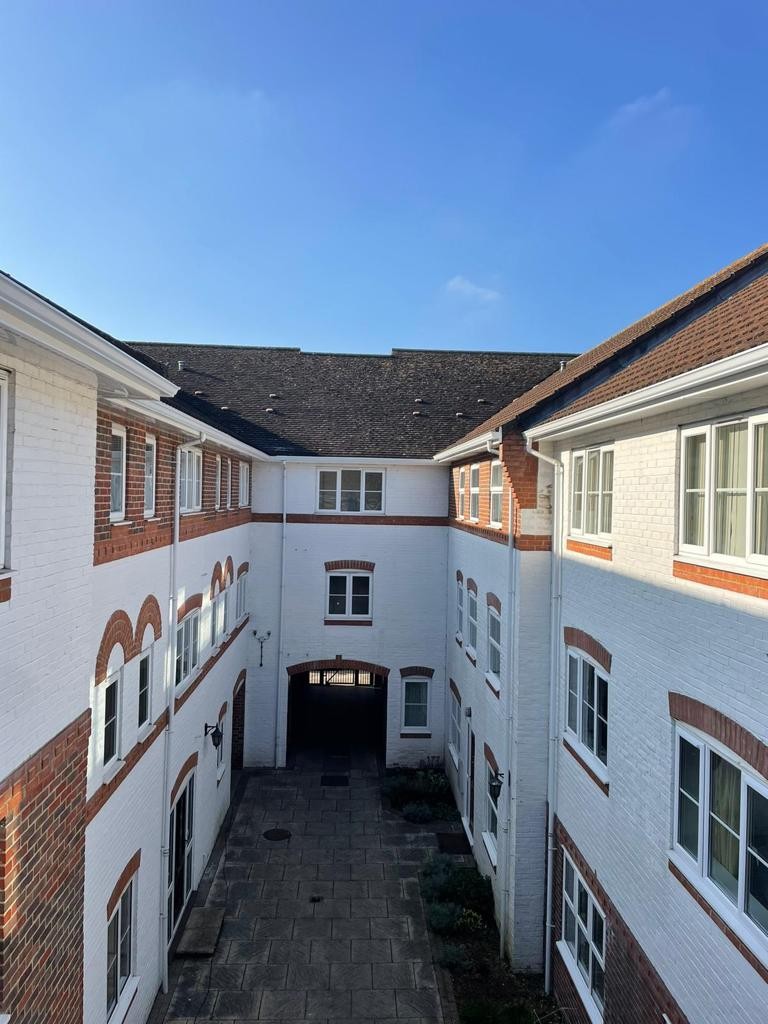 County Gutters Case Study Three Cuppes Lane Aluminium Guttering Image 3