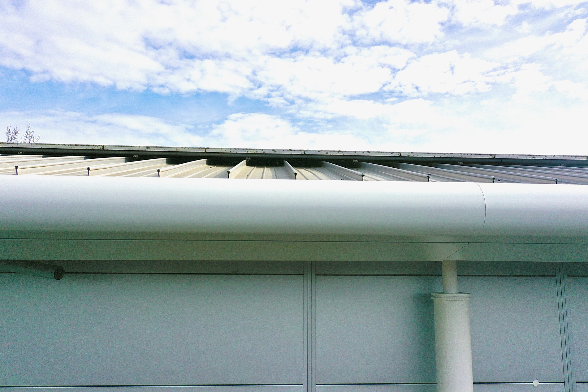 County Gutters Case Study Godalming College Sports Centre Image 9