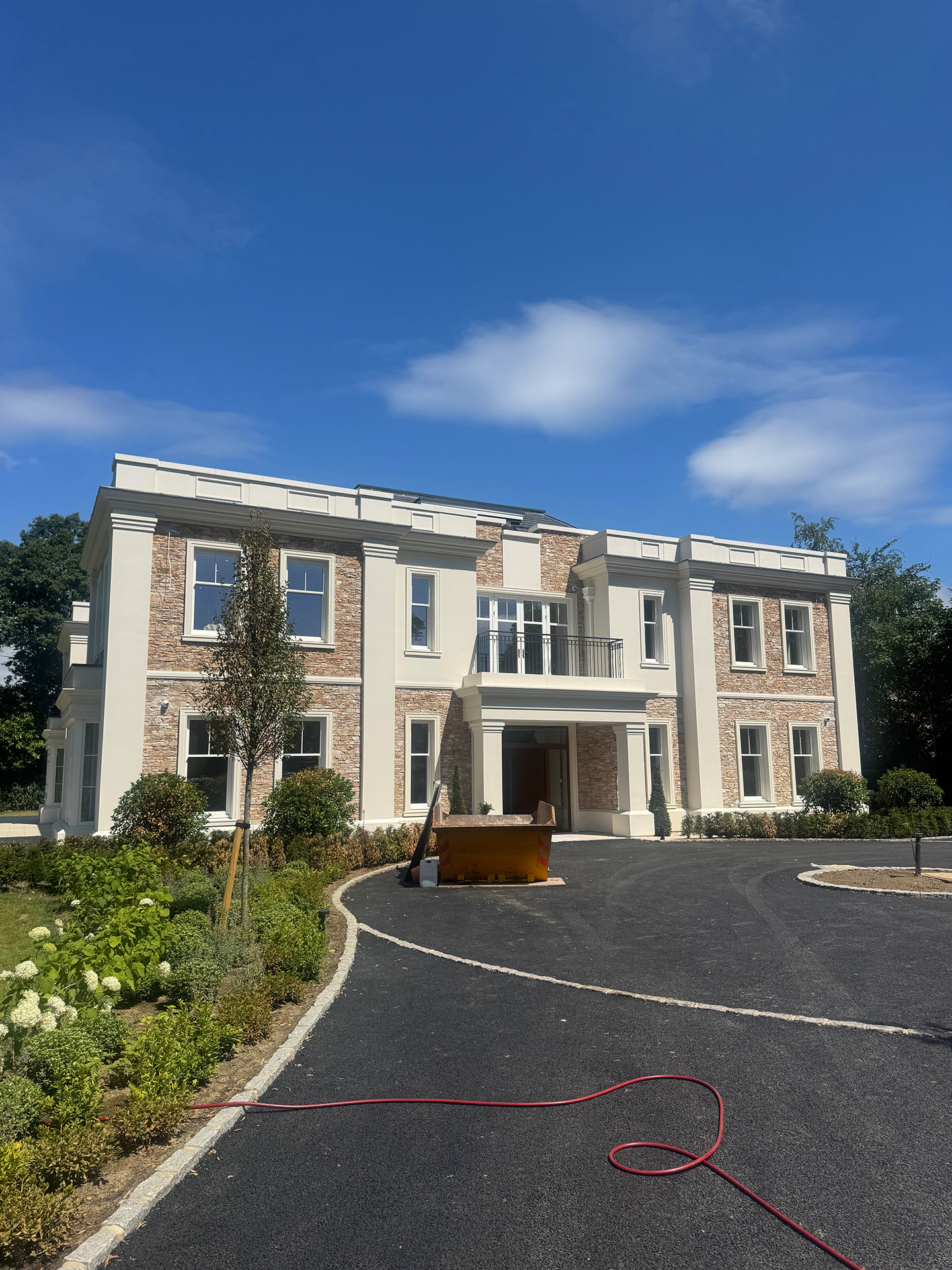 County Gutters News Aluminium Rainwater System on Cobham New Build Image 5