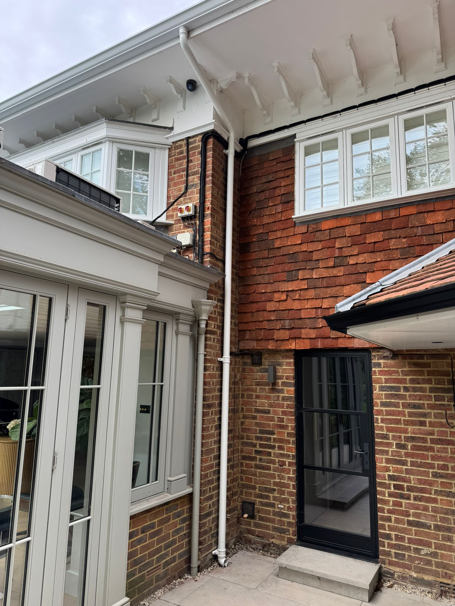 County Gutters Case Study Seamless Aluminium Guttering Installation in Cobham Image 2