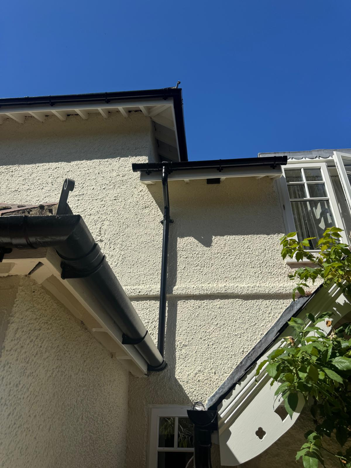 County Gutters Case Study Traditional Cast Aluminium Guttering Installation in Sway, Hampshire Image 8