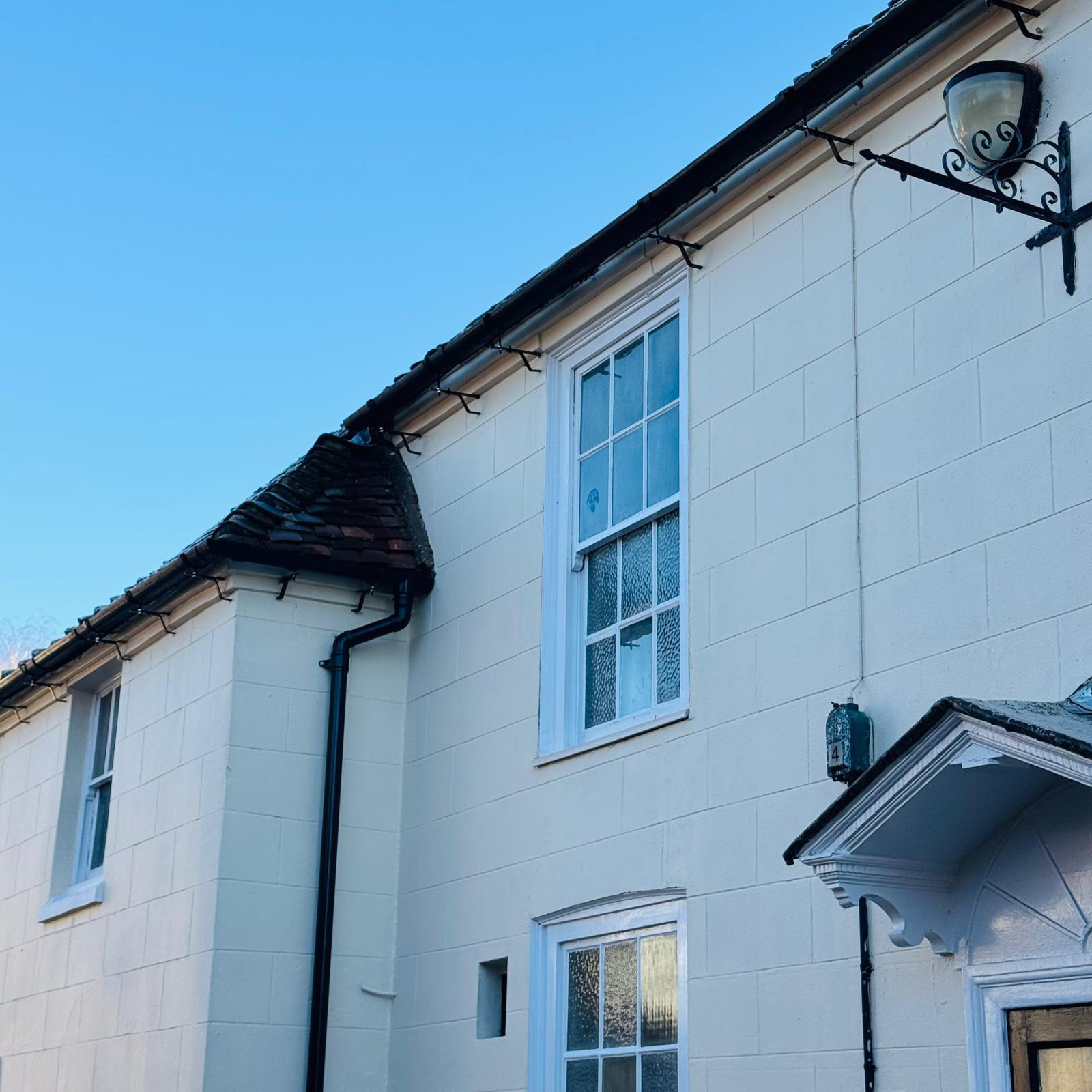 County Gutters News Cast Aluminium Rainwater System Image 6