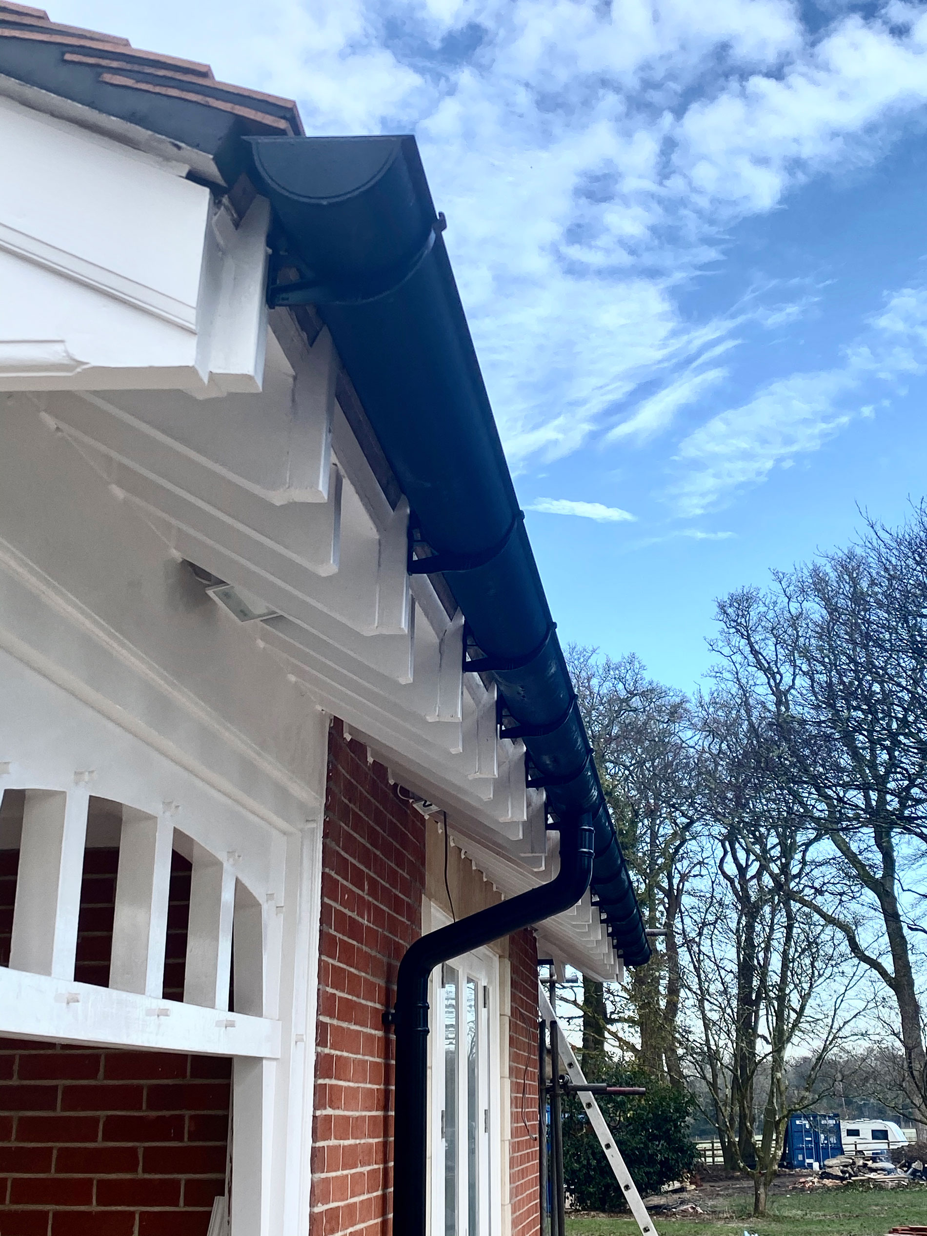 Extruded Gutters  image